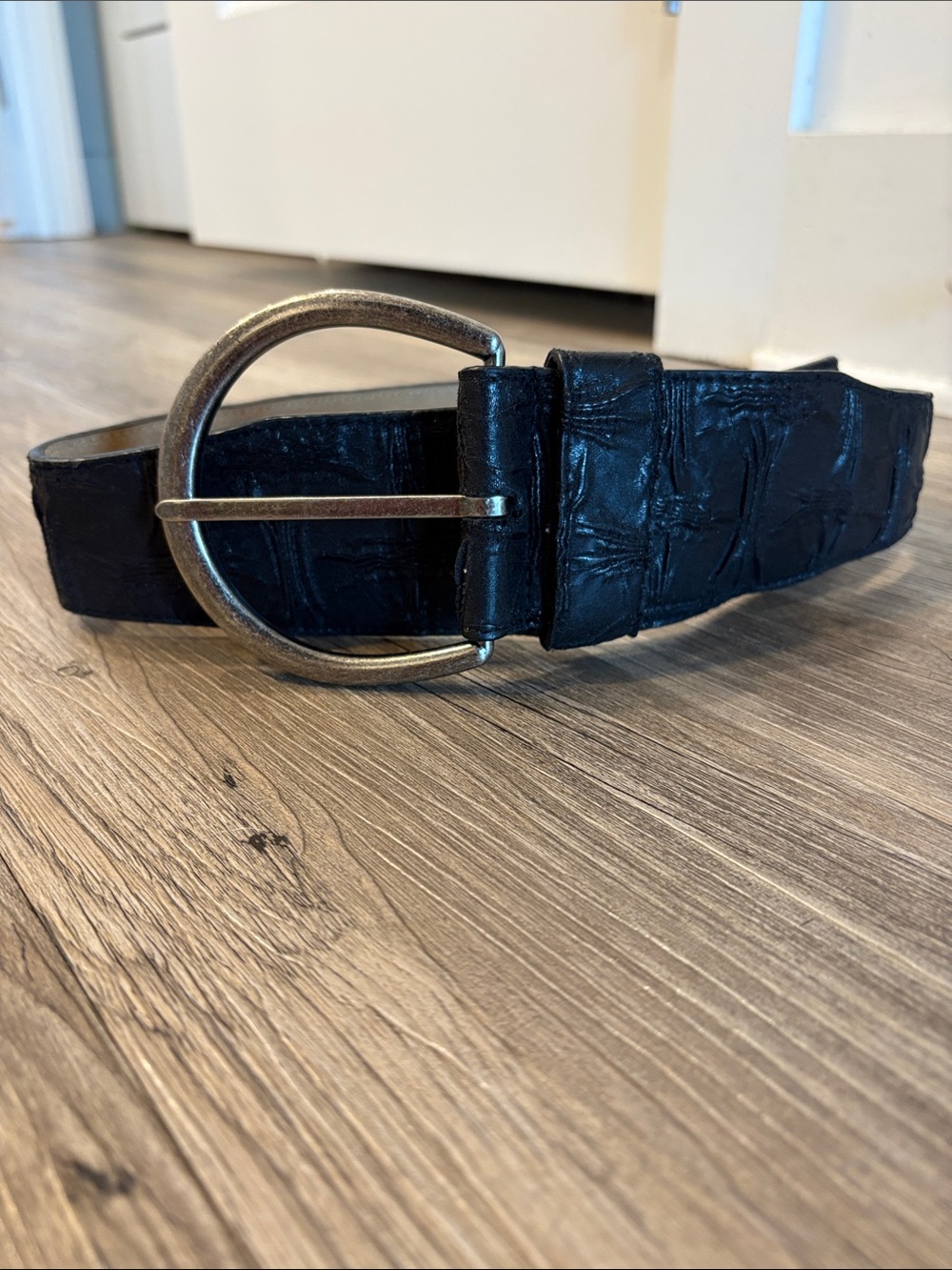 Womens Vintage 80s Wide Black Belt Silver Buckle Size Small